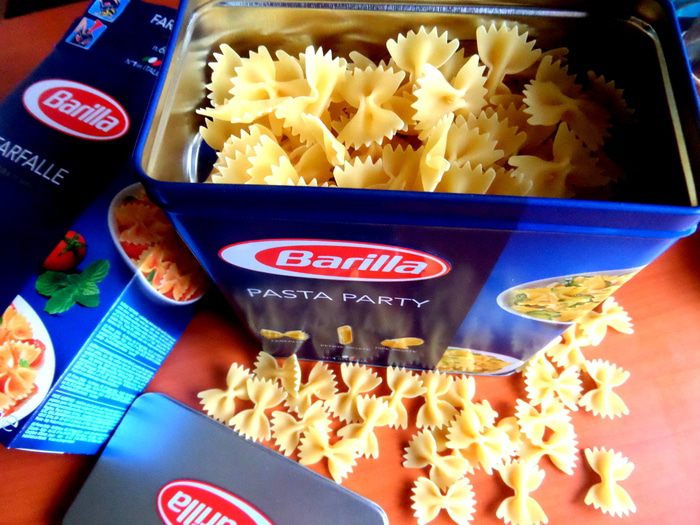 Фриттата с макаронами и шпинатом