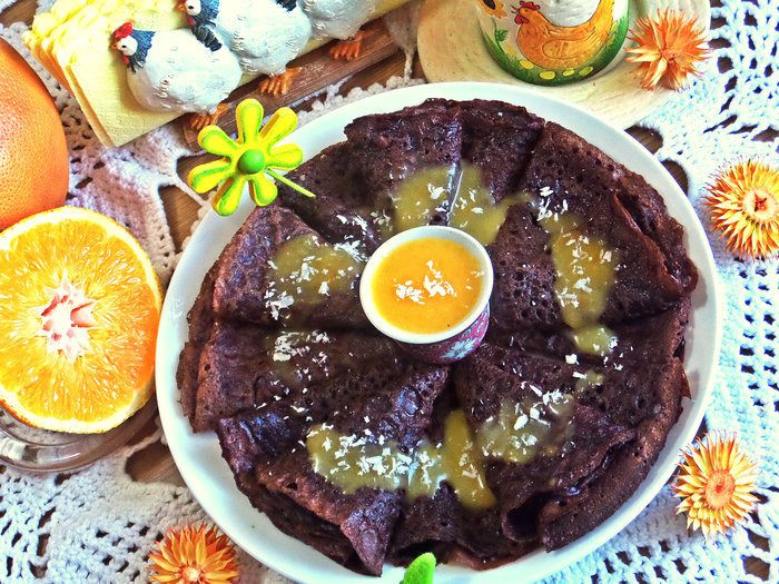 Шоколадные блины с лимонным курдом
