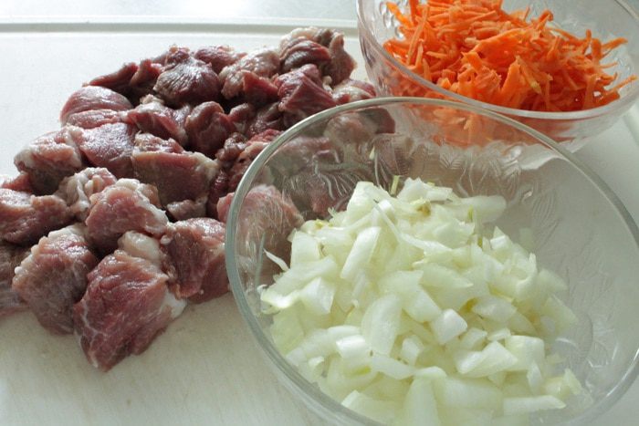 Пшеничная каша с мясом и тыквой