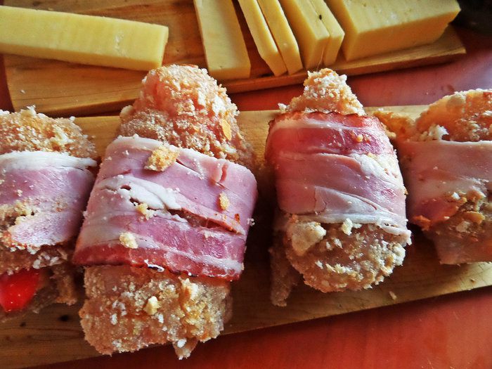 Куриные рулетики с начинкой