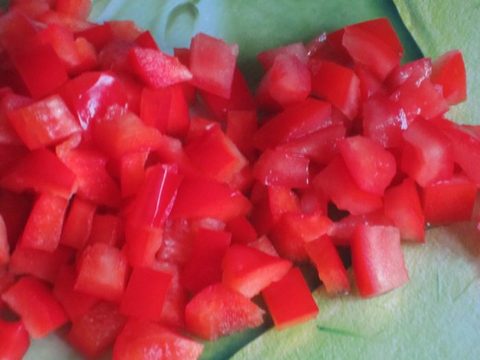 Картофель, фаршированный мясным рагу с фасолью