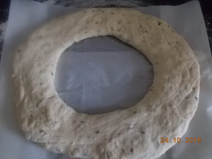 Хлеб с луком и чесноком 