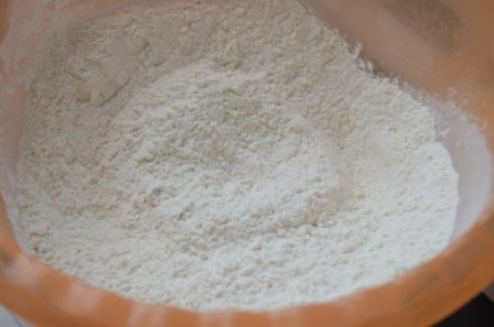 Ароматные кексы с красным виноградом и дор блю
