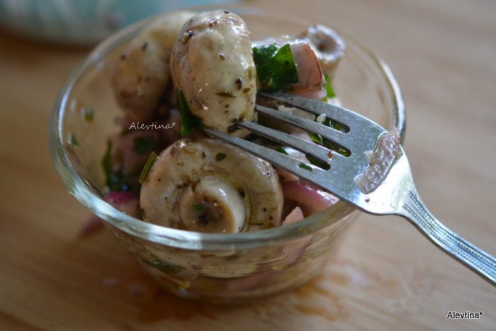 Маринованные шампиньоны