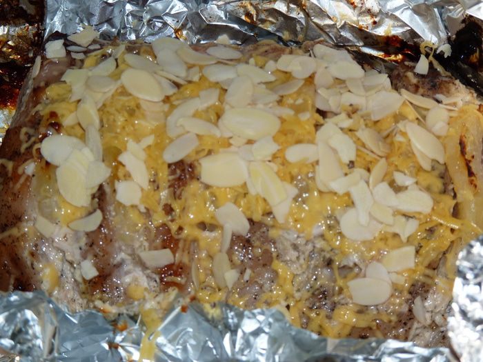 Запеченная корейка с ананасами