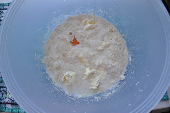 Сладкий хлеб-гармошка со сливочным сыром и маком
