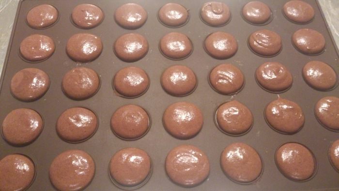 Печенье &amp;quot;Макарон&amp;quot; с карамельно-шоколадным кремом