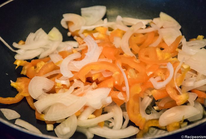 Паста с итальянскими колбасками