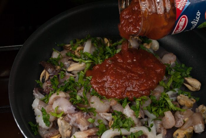 Мафальдине, запеченные в фольге 