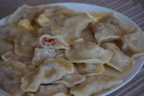 Вареники с колбасой
