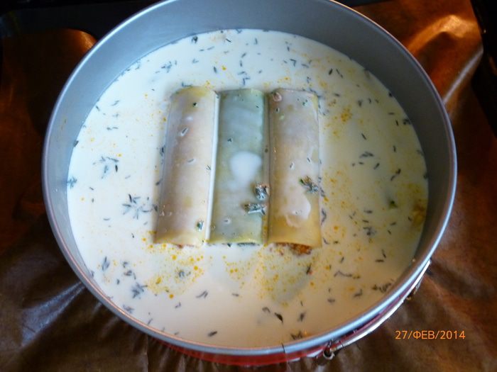 Пирог из каннеллони с мясом и шпинатом