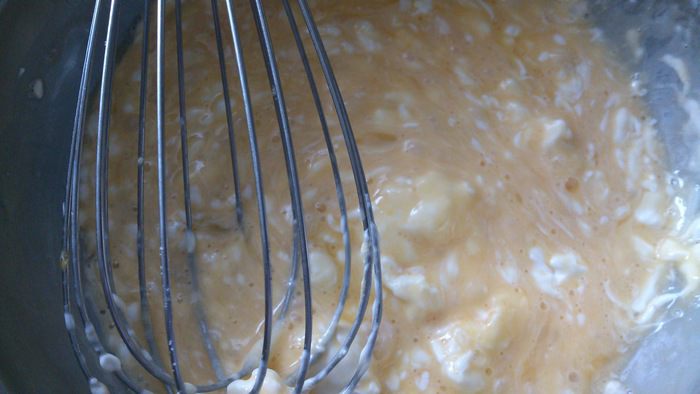 Котлетки из лосося с томатным соусом