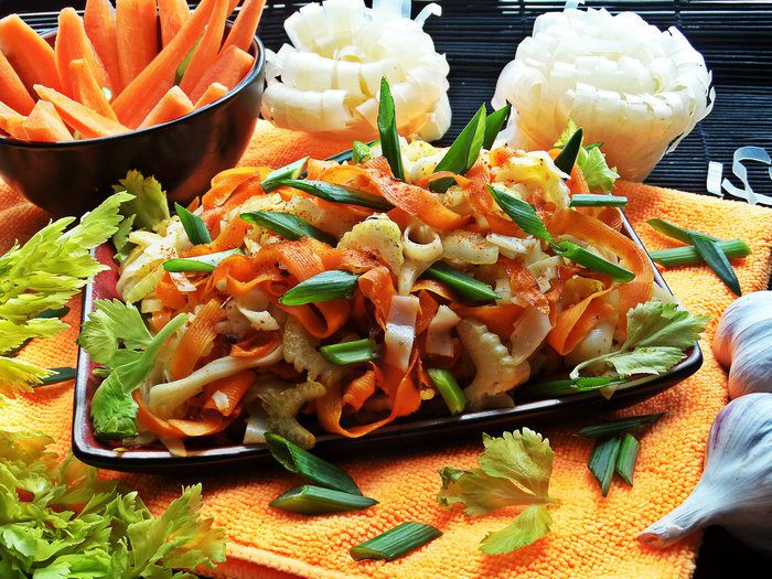 Рисовая лапша с овощами