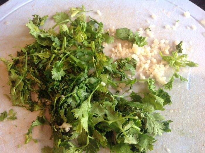 Салат из битых огурцов