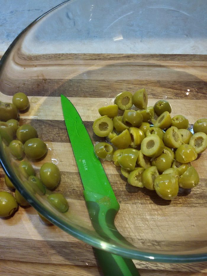 Салат из картофеля с оливками