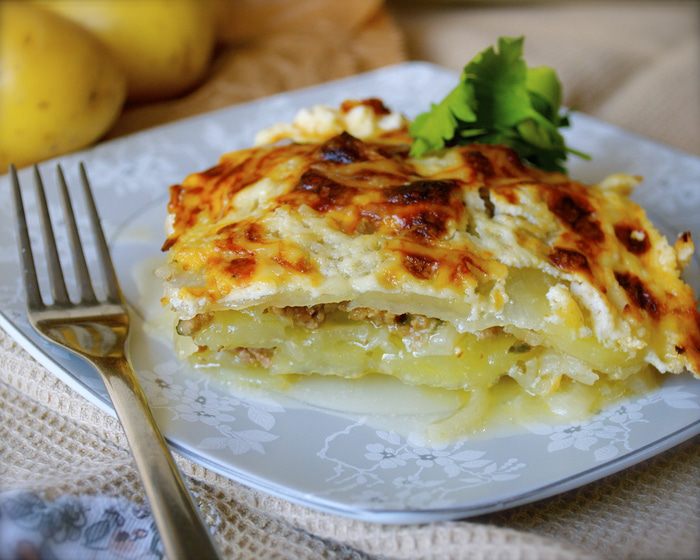 Картофельный гратен с мясом