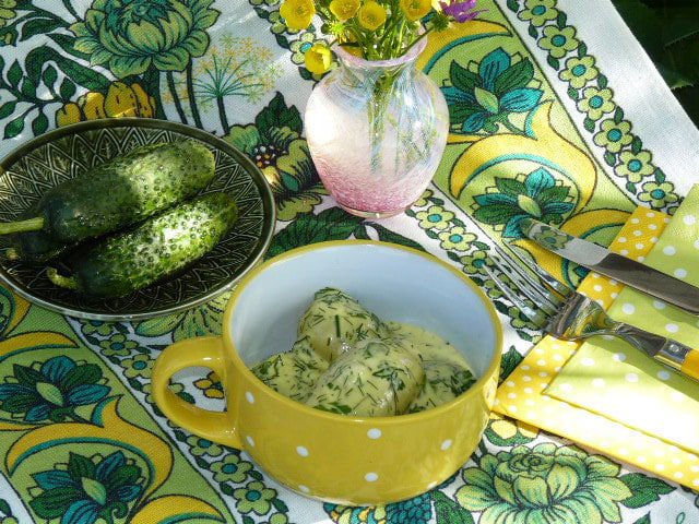 Молодой картофель по-деревенски