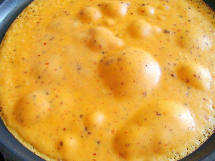 Томатные блинчики с пряной тыквой и брынзой