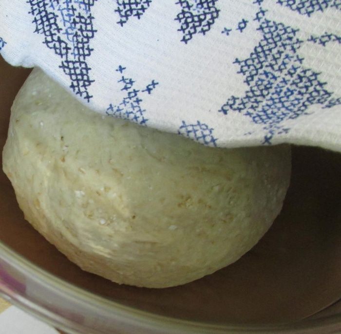 Хлеб с овсяными хлопьями и зеленью
