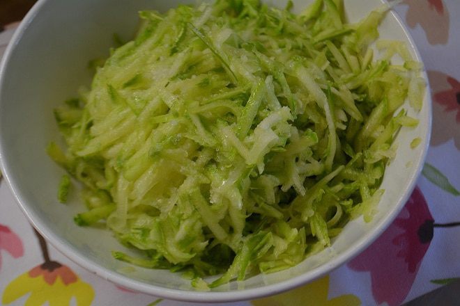 Кабачковые крокеты, фаршированные грибами