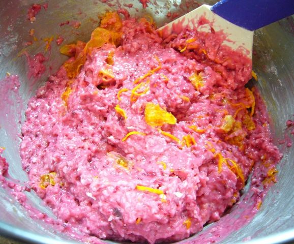 Свекольно-ореховые маффины