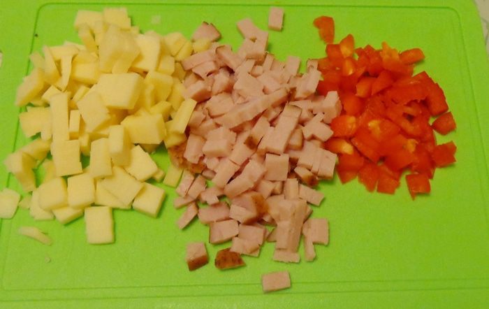 Заварные булочки с ветчиной, сыром и болгарским перцем