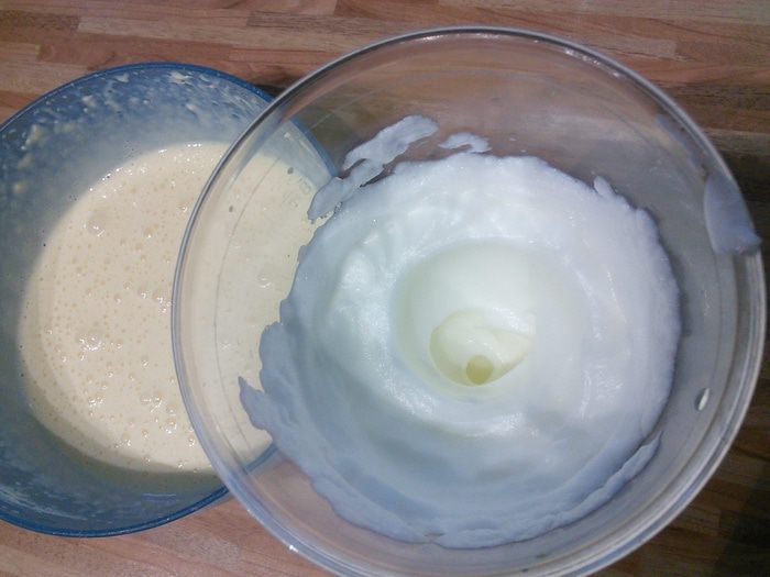 Рагу из лосося с перловкой под сырным суфле 