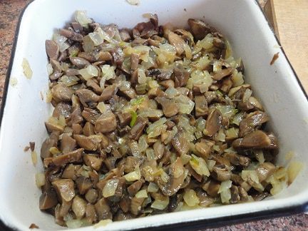 Куриные котлеты с грибами