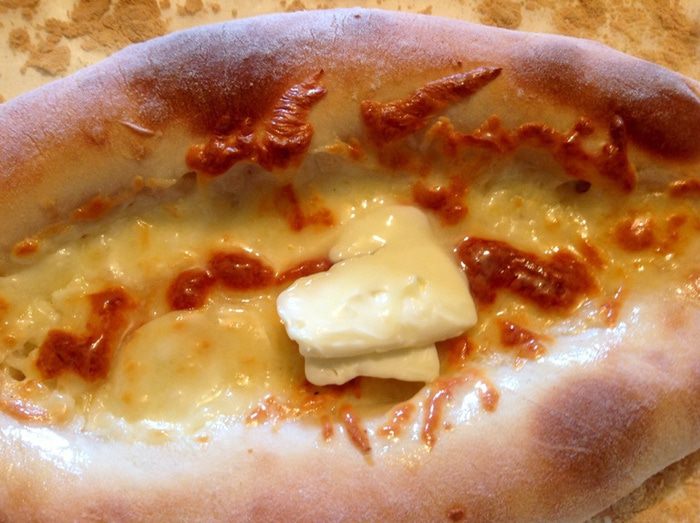 Хачапури по-аджарски