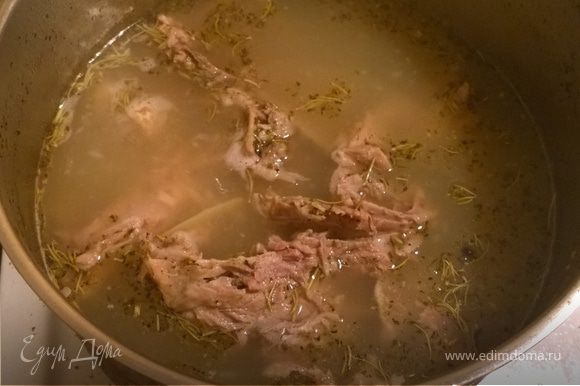 Праздничное заливное из утки с брусникой «Утиная история» 