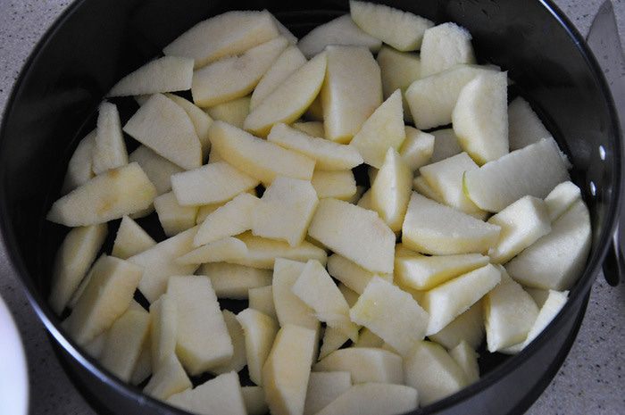 Яблочный пирог с сыром