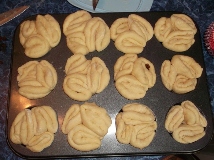 Дрожжевые коричные булочки