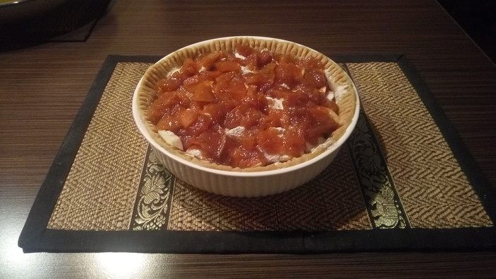 Закрытый пирог с фруктовой начинкой