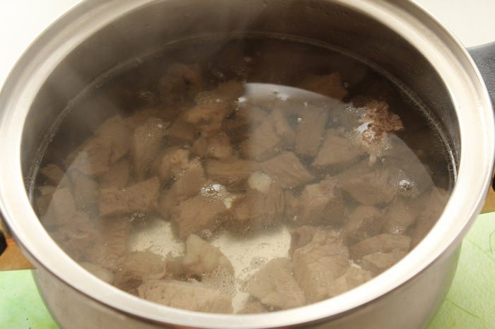 Наваристая чечевичная похлебка