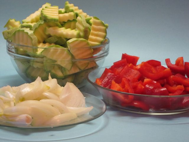 Салат из обжаренных овощей