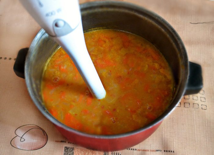 Постный суп из красной чечевицы