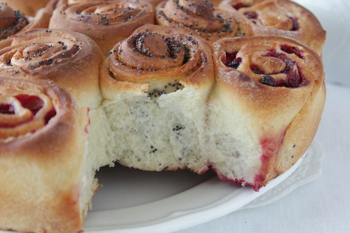 Бруснично-маковый пирог