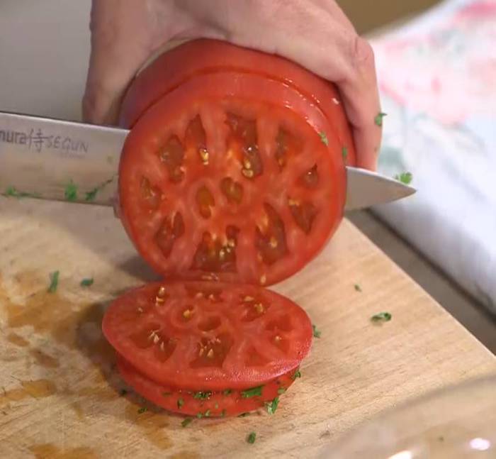 Тортильи с курицей, овощами и домашним майонезом 