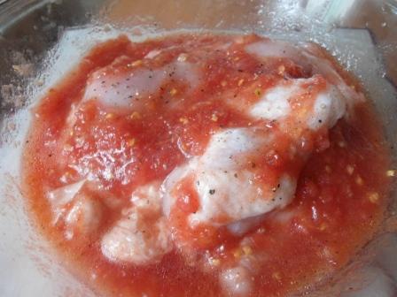 Курица в томатном маринаде