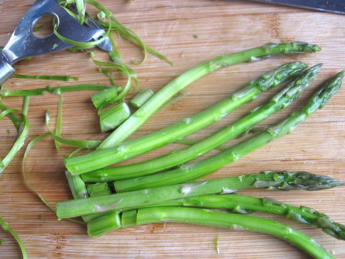 Пирог из слоеного теста с овощами