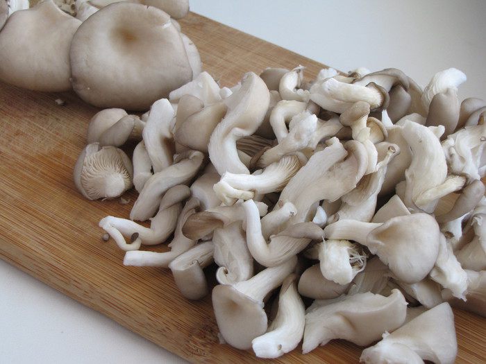 Хрустящий салат с вешенками