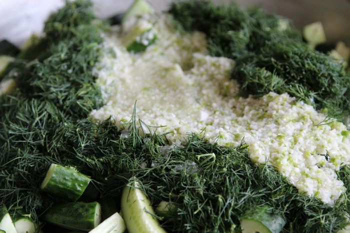 Консервируем огурцы