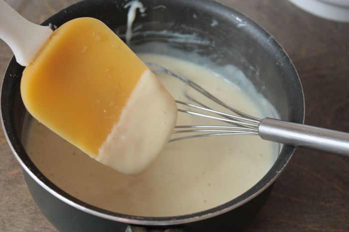 Муссовый торт с шоколадными блинами