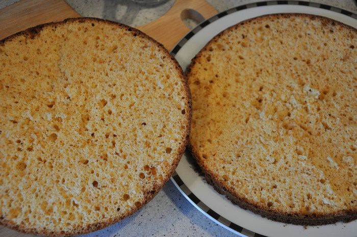 Брусничный торт с безе