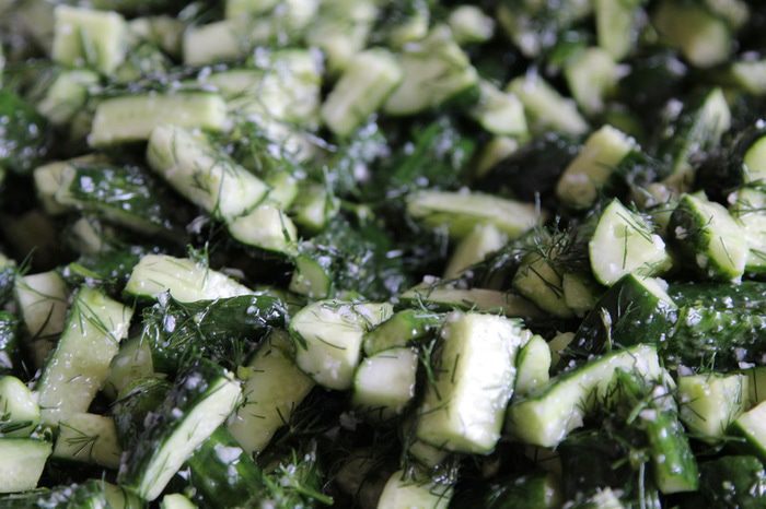 Консервируем огурцы