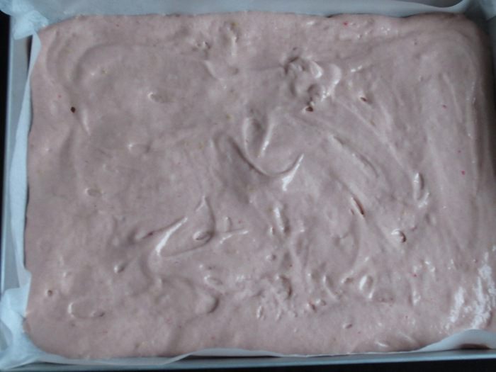 Кекс с малиновым сердечком