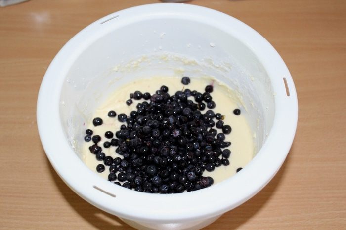 Кекс с черникой