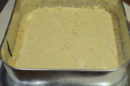Песочный пирог со сметанной карамелью