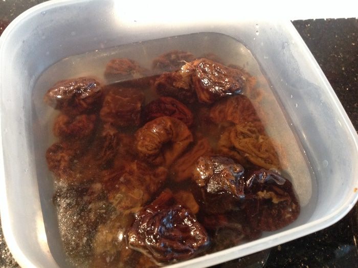 Бретонский фар с черносливом