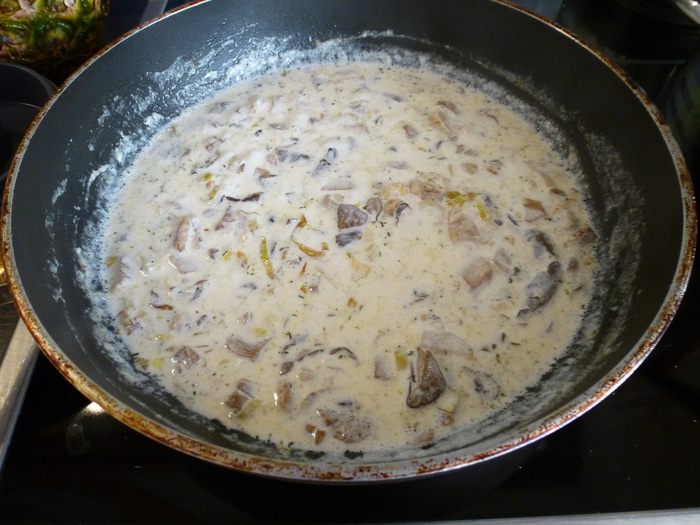 Паста с вешенками и сыром Дор блю